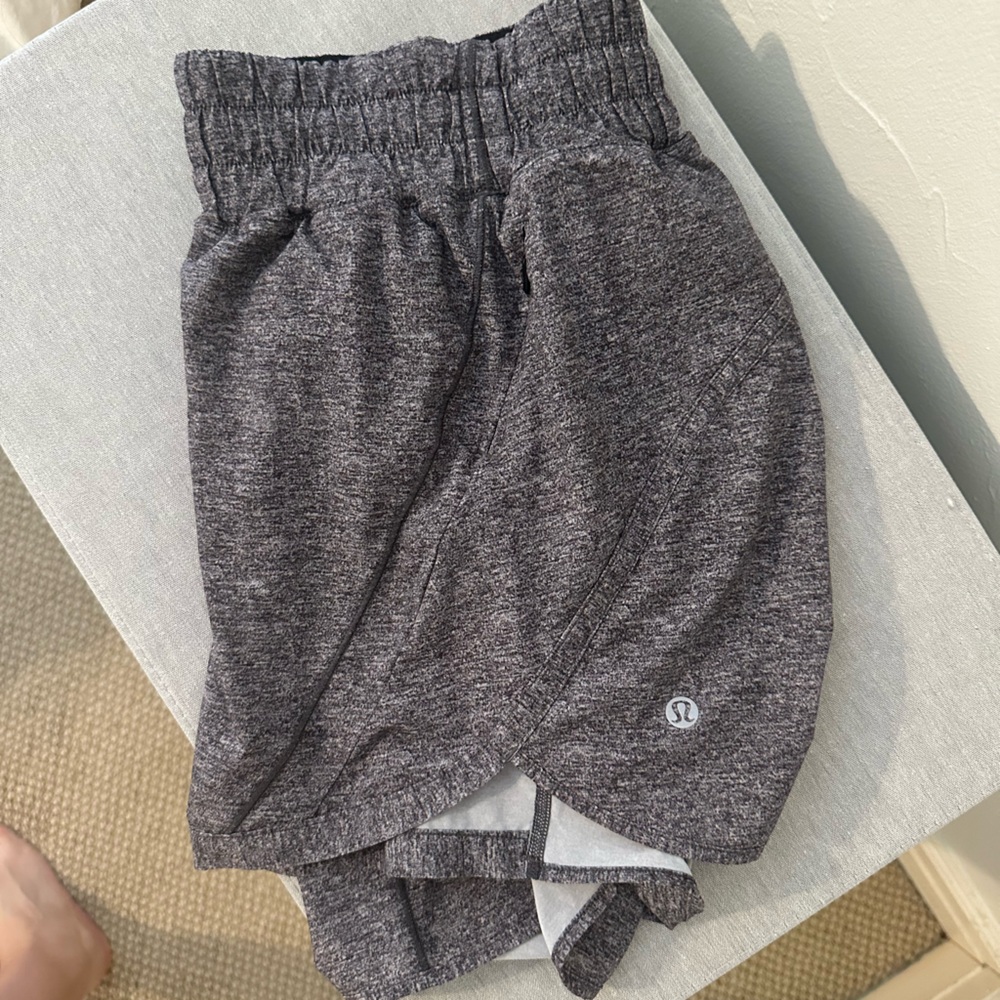 Lululemon 5” track that short - heathered gray size 12